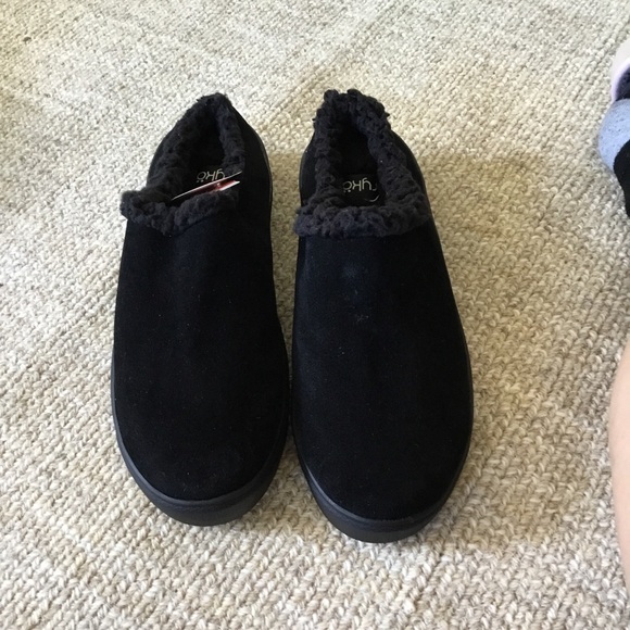 Ryka Black Slip-On Shoes - Picture 1 of 7